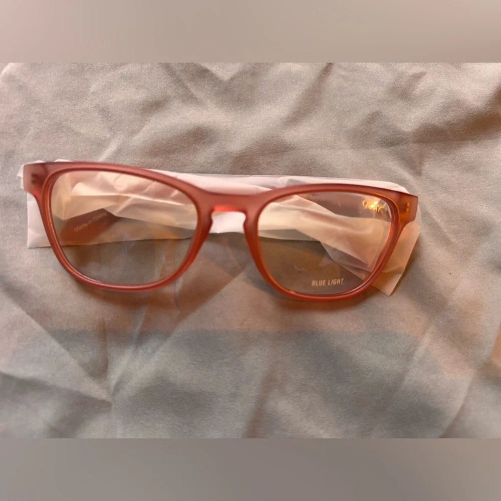 Quay Australia Pink Blue Light Reading Glasses